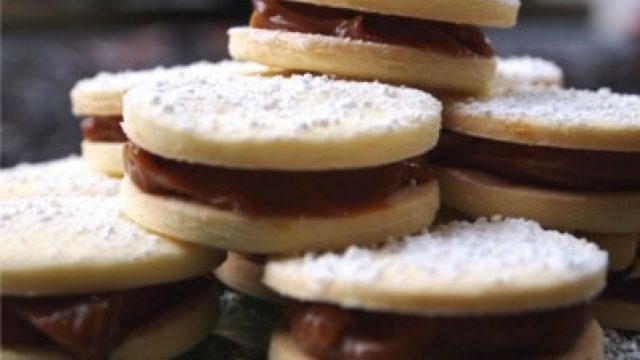 Alfajores Peruanos (Dessert)