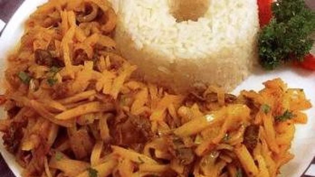 Olluquito con Carne recipe