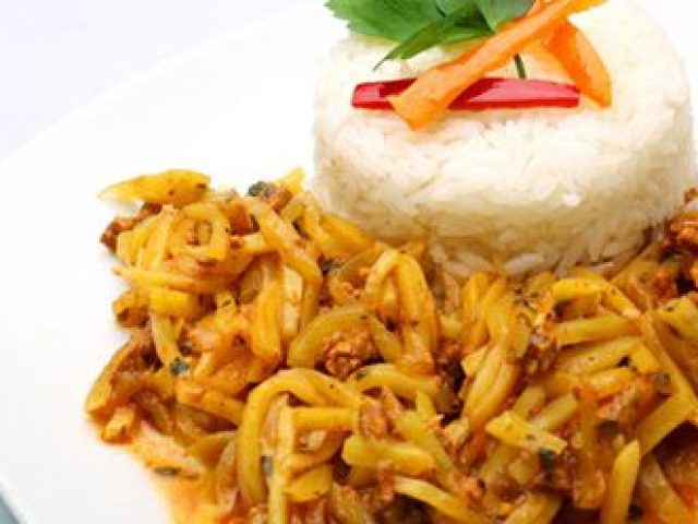 Olluquito con Carne